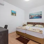 Nada 아파트 *